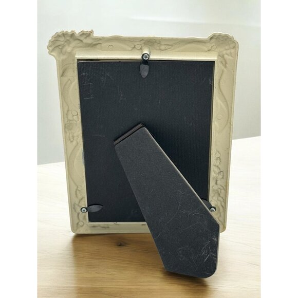 Connoisseur Ornate Floral 4x6 Picture Frame - Picture 4 of 6